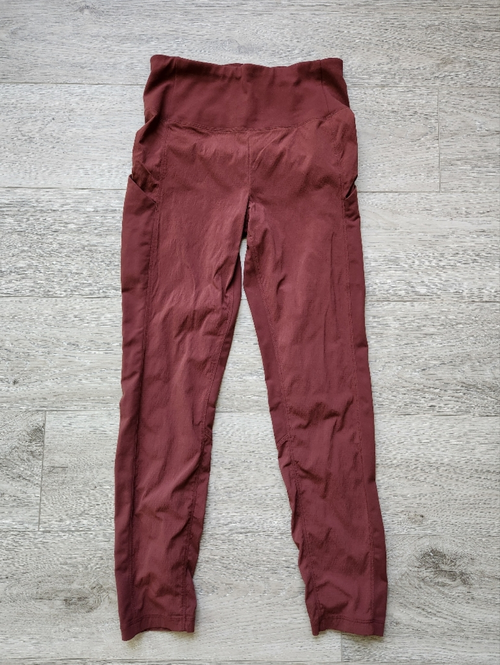 Athleta Trekkie Hybrid Crop Tight Womens 2 Pants Activewear Athleisure